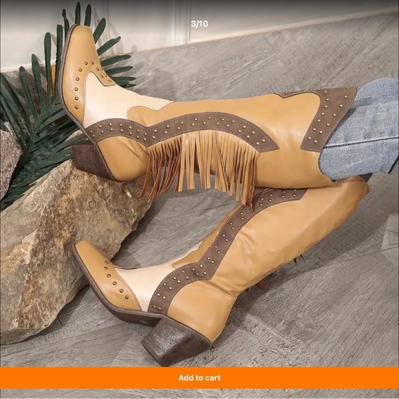Beautiful Western Cowgirl Boots with mixed colors. Tan fringe - Picture 5 of 6